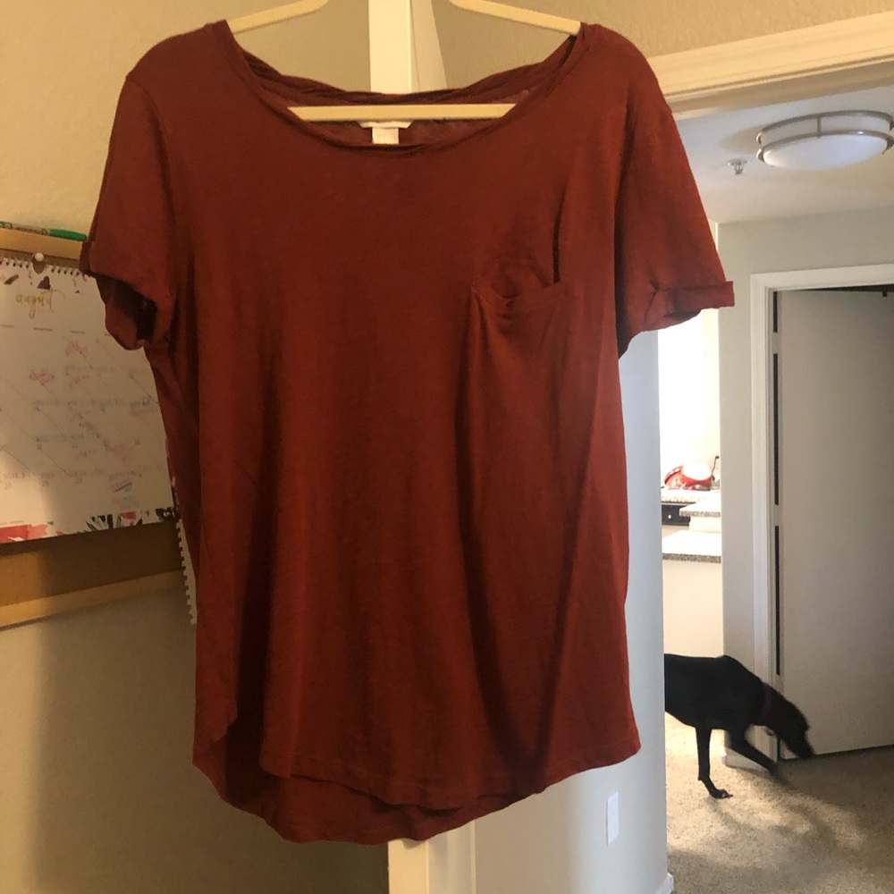 Rustic red top